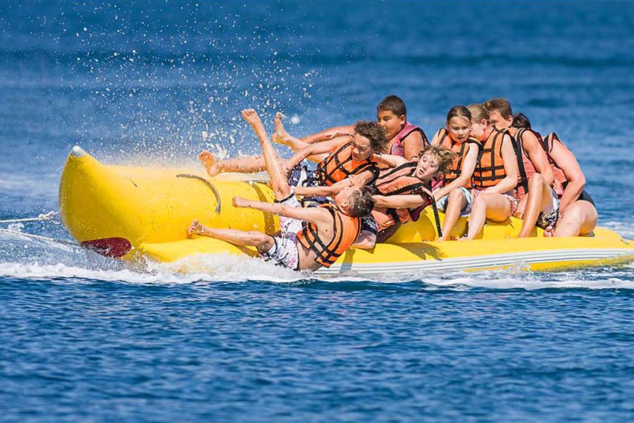 BANANA BOAT